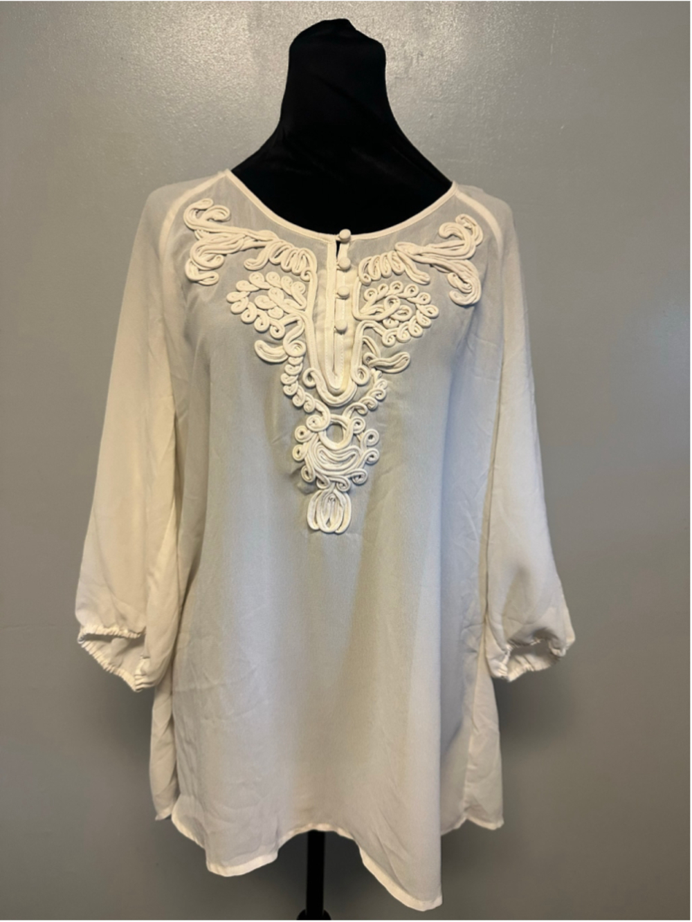 Krazy Kat White Sheer Embroidered Blouse Size Large Long Sleeve